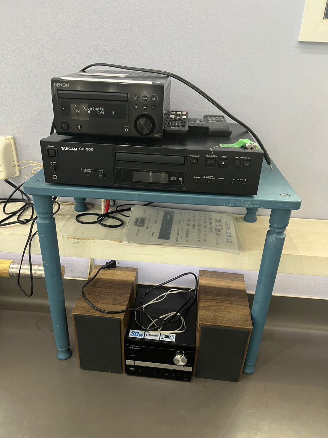 音響機器も充実しており、様々な音楽を良質な音で流すことができます。