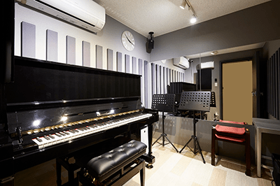 ピアノルーム